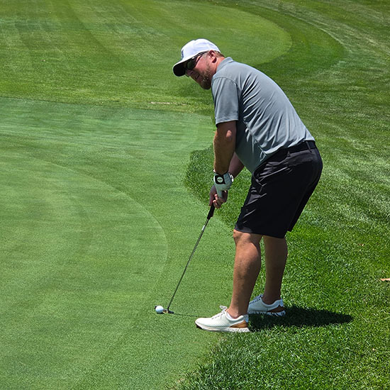Putting from the fringe
